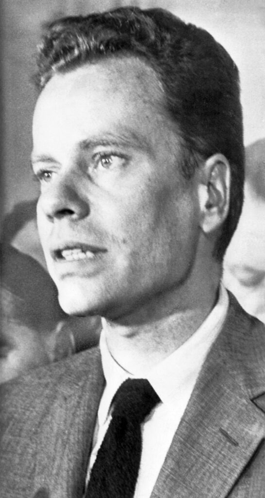 Charles-Van-Doren shocked the world of quiz show